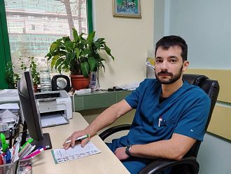 Д-р Божидар Танев: За мен ортопедията е интересна заради комбинацията от работа при спешни състояния и планирана хирургия