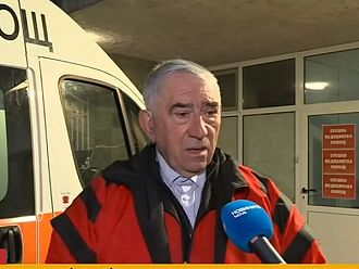 Битият фелдшер от Павликени: Едва успяхме да избягаме с линейката, за да се спасим