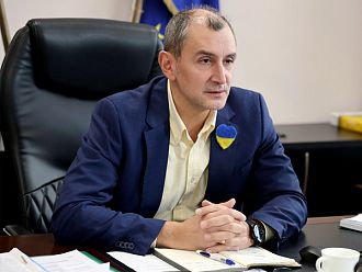 Доц. Околийски: Ремонт на летището е причината за липсващ фармацевтик у нас