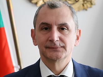 Доц. Околийски: Правим всичко възможно да няма национална епидемия от морбили