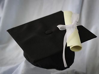 Половин випуск отличници изпраща ФОЗ към МУ – Пловдив