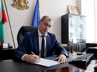 Доц. Околийски: Само в 28 общини в страната няма аптеки с договор с НЗОК
