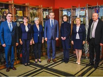 Ръководството на МУ – Варна с отлична оценка от МОН по договора за управление