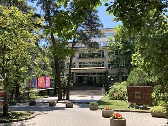 Ограничени места остават за стажовете в сферата на психичното здраве към УМБАЛ „Лозенец“ и Центъра за психологична помощ от 12 юни