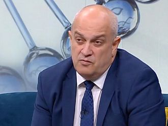 Проф. Монов: Практическата подготовка ще е водеща в обучението по ревматология