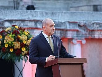 Премиерът: Ангажиментът ни към младите лекари ще бъде заложен в бюджета за 2027 г.