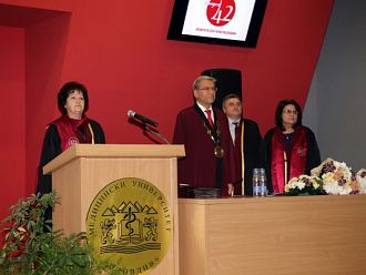 79 дипломанти завършиха академичното си образование във Факултета по дентална медицина в Пловдив