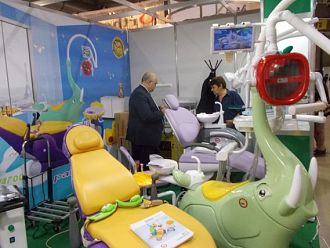 Фирми от 20 държави показват новости за здравето на изложбата „Медикус, Денто, Галения“ в Пловдив