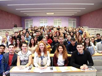 Над 370 студенти-медици в МУ - Пловдив идват за „Среща - 032“