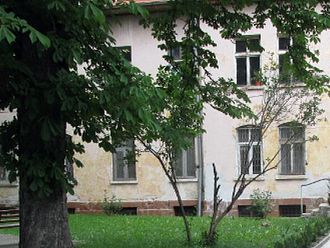 Търси се управител на областната белодробната болница в София