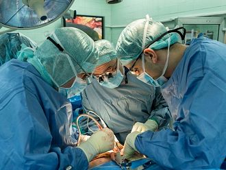 Демонстрации на операции подготвя ВМА като част от курса „Рак на панкреаса“