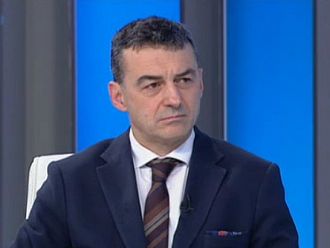 Доц. Иво Петров: Сегашното ръководство на МЗ се опитва да въведе по-голяма прагматичност в управлението