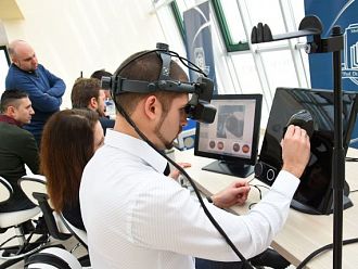 Започва обучение на специализанти по очни болести със симулатори в МУ-Варна