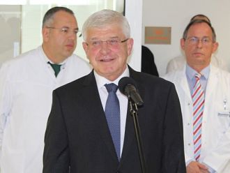 Министър Ананиев: МЗ може да отпусне 6 млн. лв. на общинските болници