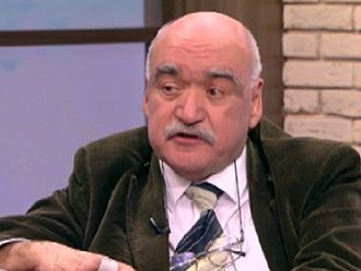 Проф. Плочев: Ще избутаме още една-две години и всичко ще се срине