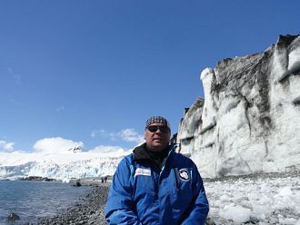 И на Антарктида, и в операционната най-важното умение е работата в екип