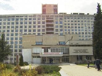 Удържаха част от заплатите на персонала в УМБАЛ-Стара Загора