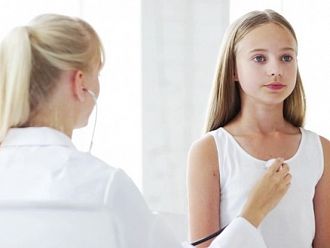 В около 10% училища няма назначени медицински специалисти