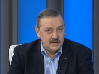 Грипната епидемия отшумява, но в момента е пикът на усложненията