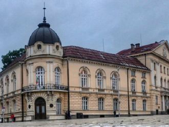 Нужна е пълна ревизия на здравната система