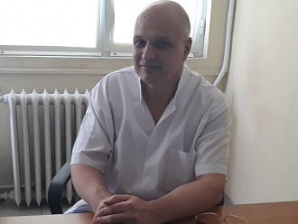 Доц. Сашо Асьов: Най-важният въпрос е какво правим с младите