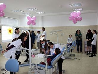 Детски усмивки и здрави зъбки във Факултета по дентална медицина при МУ – Пловдив
