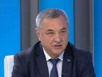 Убождане на деня: Валери Симеонов