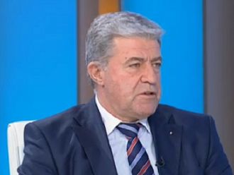 Проф. Генчо Начев: Новият списък с медицинските изделия е направен на тъмно