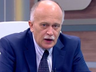 МЗ обмисля допълнително стимулиране на джипитата при добре свършена работа