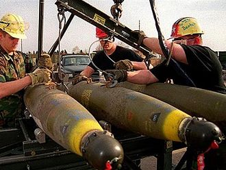 Сърбия обвини бомбардировките на НАТО за рязкото увеличаване на болните от рак деца