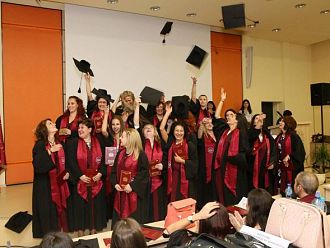 133 абсолвенти взеха дипломи от МУ - Пловдив