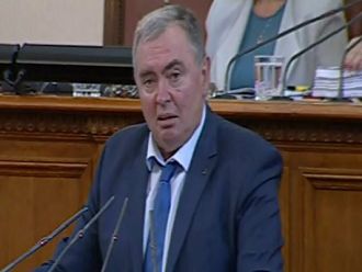 Липсата на е-здравеопазване забавила организацията по спрените от ИАЛ лекарства