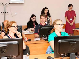 МУ-Пловдив проведе обучение на 8 учители от европейски страни