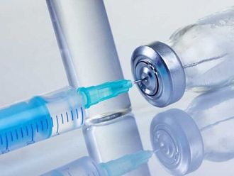 Акциите на китайските фармакомпании се сринаха след скандал с фалшиви данни за ваксини