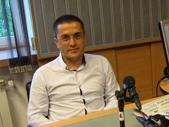 Лекарски и фармацевтични лобита изкривяват финансирането на здравеопазването у нас