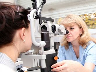 Шест седмици безплатни очни прегледи във ВМА