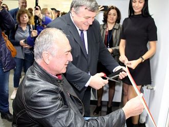 За първи път у нас откриха стоматологичен кабинет за хора с увреждания