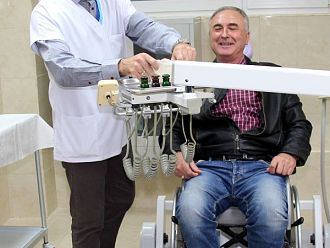 За първи път у нас откриха стоматологичен кабинет за хора с увреждания