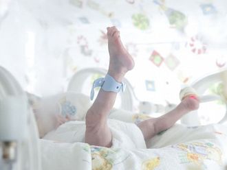 Даряват 350 000 мини-пелени на недоносени бебета в България