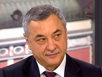 Парламентът гласува оставката на Валери Симеонов