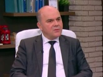 Хората с инвалидна добавка ще получат новите помощи до 15 февруари