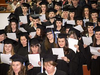 Дипломираха се 243 възпитаници на Медицински колеж към МУ-София