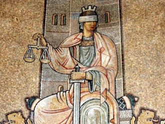 Държавата ще обезщети лекарка от Враца за несправедливо обвинение