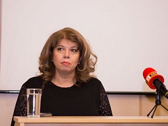 Илияна Йотова: На 100 000 работещи у нас има под 10 специалисти по трудова медицина