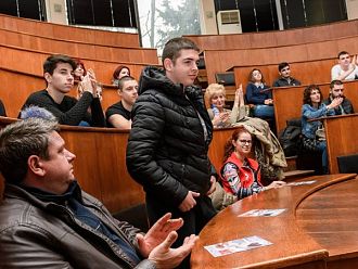 УМБАЛ Бургас с кампания за абитуриенти