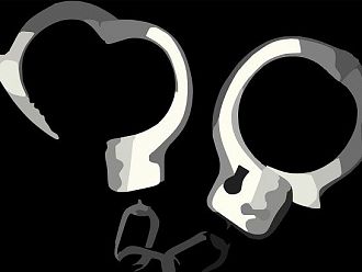 Лекари са арестувани за издаване на фалшиви решения на ТЕЛК във Варна