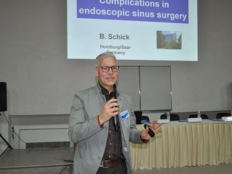 25 оториноларинголози се включиха в курс по ендоназална хирургия в УМБАЛ „Свети Георги“