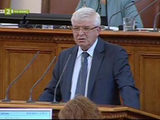 Прекратиха поръчката за линейките с повишена проходимост