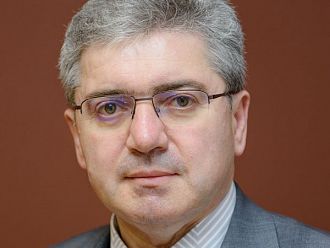 Вярвайте в себе си, запазете състраданието към човека