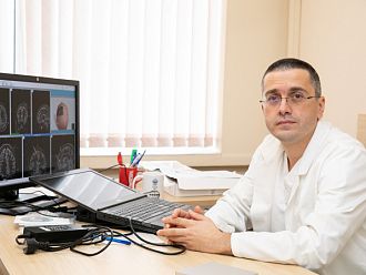 Дълбоката мозъчна стимулация облекчава ефективно симптомите на напреднал Паркинсон